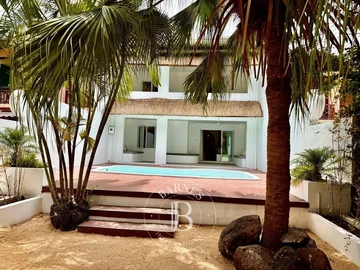 4 Bedroom Townhouse, Duplex