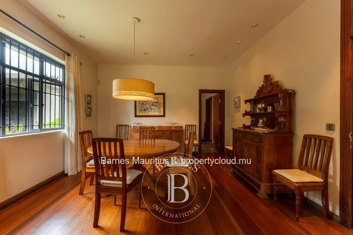 VACOAS - Magnifique maison familiale au charme intemporel – 5 chambres à coucher