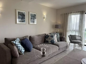 4 Bedroom Apartment