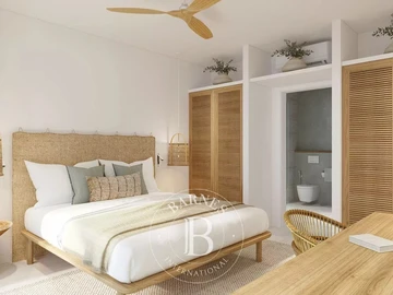 4 Bedroom Apartment