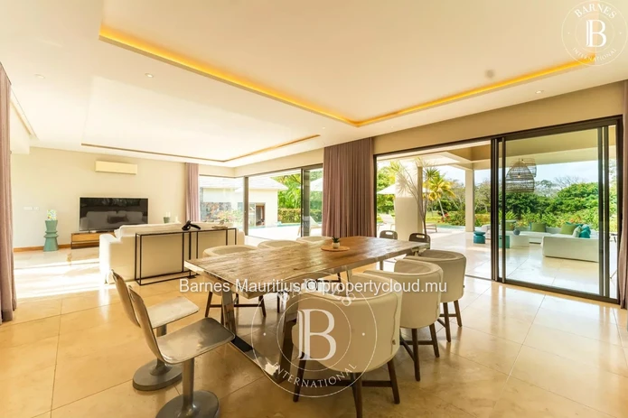 ANAHITA RESORT – Exceptional Villa with Panoramic Golf Views – 4 Bedrooms