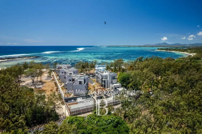 POSTE LAFAYETTE - Résidence de penthouses et d'appartements les pieds dans l’eau
