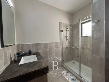 4 Bedroom Apartment