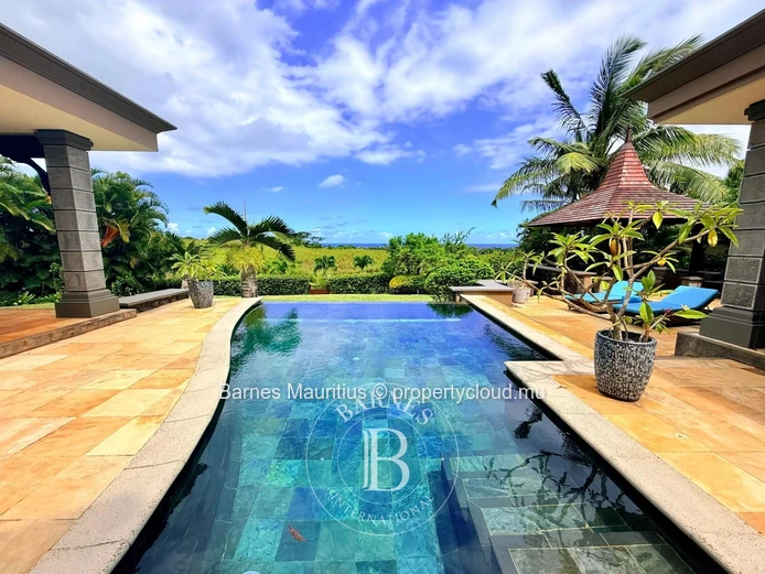 BEL OMBRE – Villa on Golf Course with Sea View – 4 Bedrooms