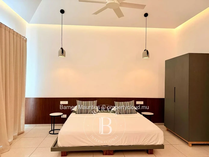 RIVIÈRE NOIRE – Maison d’architecte avec vue montagne – 3 chambres