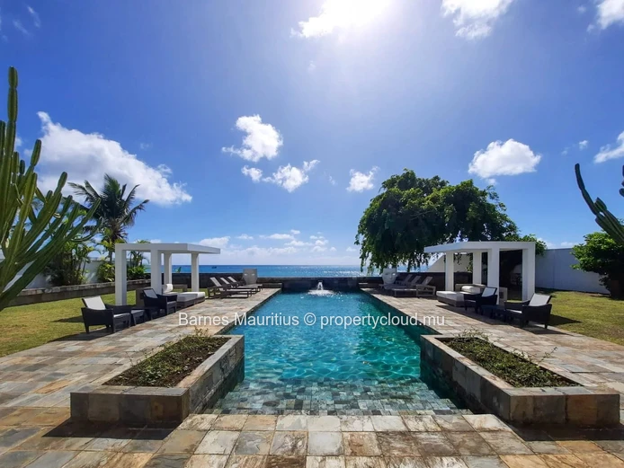 POINTE AUX CANONNIERS - Villa de haut standing en bord de mer - 4 chambres