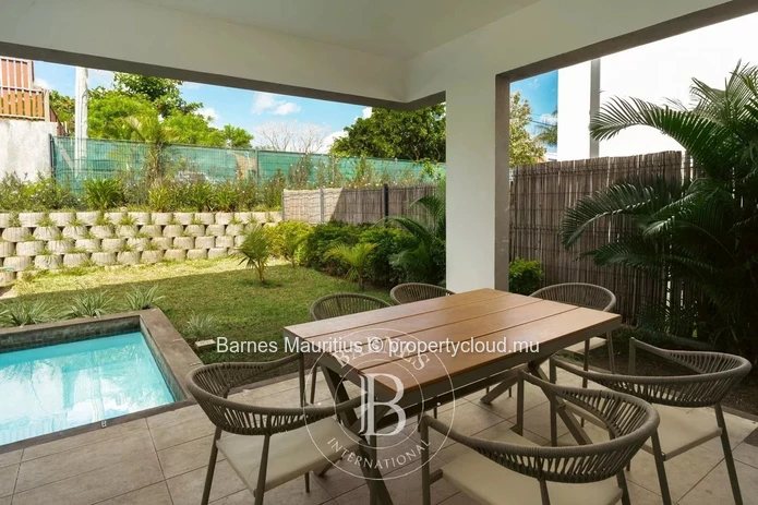 BLACK RIVER - Bright Duplex - 3 bedrooms