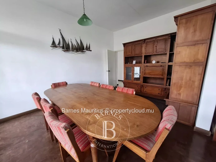 House for Sale – Eau Coulée - 7 rooms