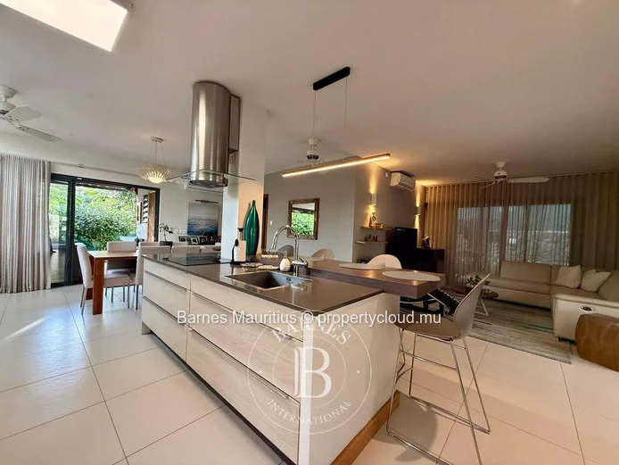 BLACK RIVER - Beautiful and Modern Family Villa - 4 Bedrooms