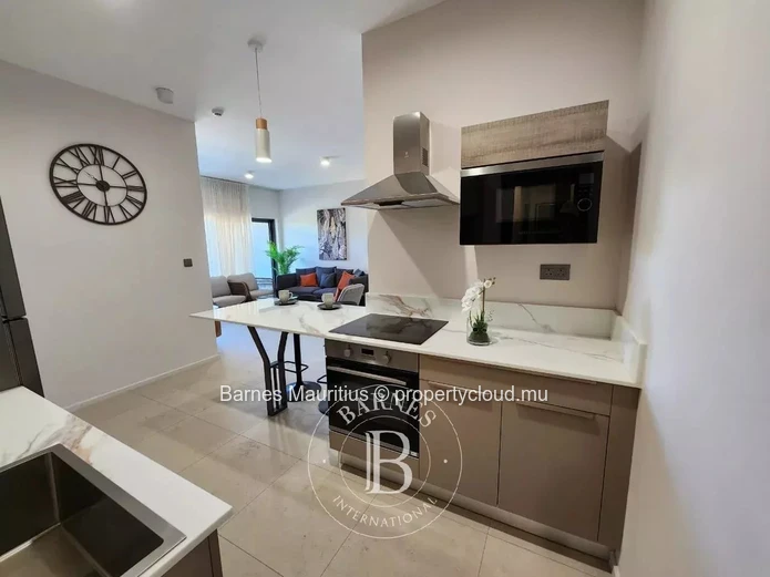 EBENE - OFF-PLAN - Charming 3-bedroom apartment with covered terrace