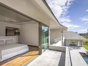 4 Bedroom Villa