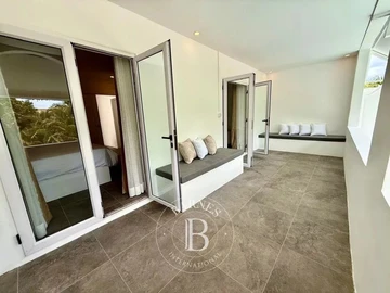4 Bedroom Townhouse, Duplex