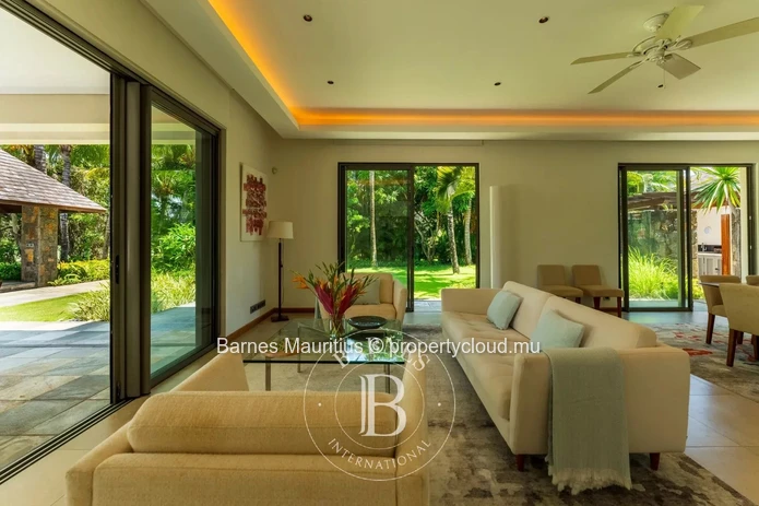Anahita Golf Resort – 5-Bedroom Villa with Exceptional Golf Views
