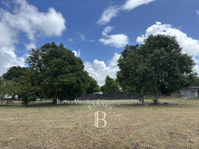 BEAU VALLON - Terrain résidentiel - 1 286 m² (30,47 perches)