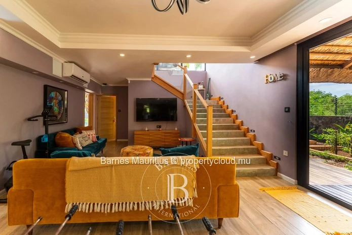 BALACLAVA - Family Home - 6 Bedrooms