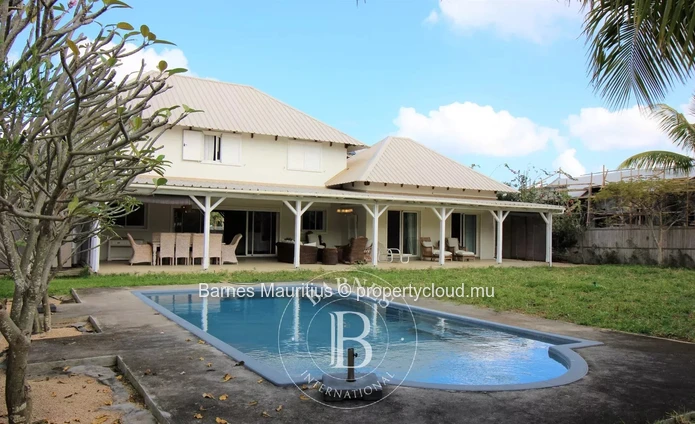 BEAU VALLON -  Family house - 4 bedrooms