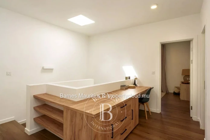 BLACK RIVER - Bright Duplex - 3 bedrooms
