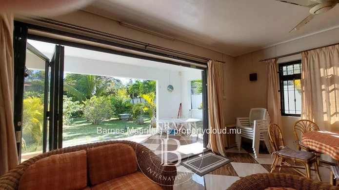 BAIN BOEUF - Semi-Detached Villas Near the Beach - 9 Bedrooms