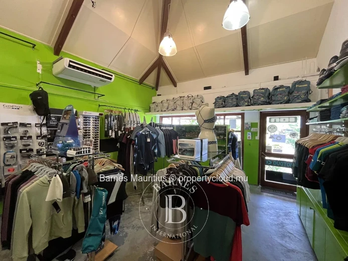 LE MORNE - Commercial space - 35 m²