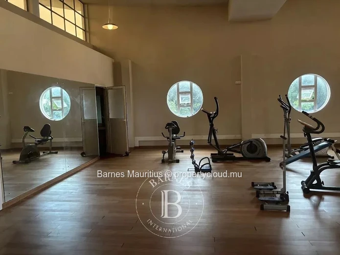 BEAU BASSIN– Penthouse lumineux avec terrasse panoramique – 3 chambres