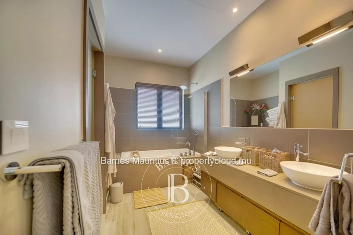 HAUTE RIVE - Penthouse - 4 Bedrooms