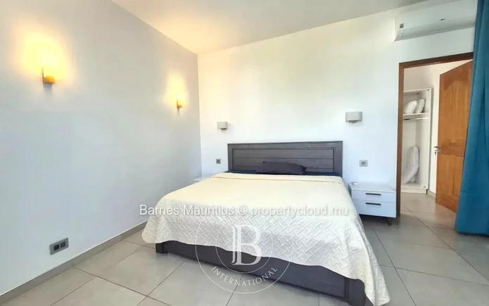 PEREYBERE - Luxury 4-Bedroom Villa with Pool