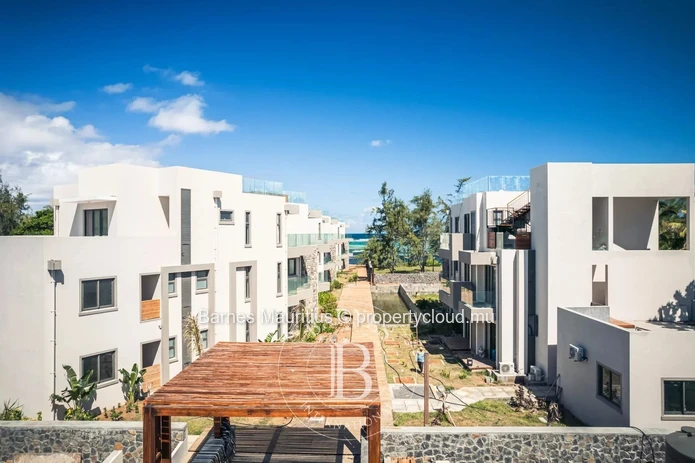 POSTE LAFAYETTE - Résidence de penthouses et d'appartements les pieds dans l’eau