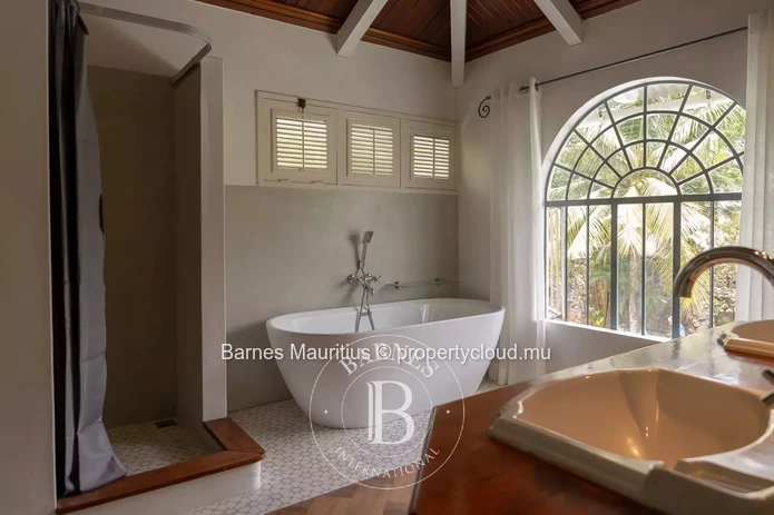 POINTE AUX CANONNIERS - Villa pleine de charme - 4 chambres