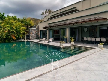 4 Bedroom Villa