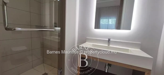 PEREYBERE - Luxury Contemporary Apartment - 3 Bedrooms
