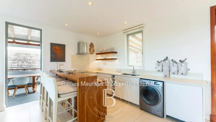 RIVIÈRE NOIRE - Appartement avec grande terrasse et piscine - 2 chambres