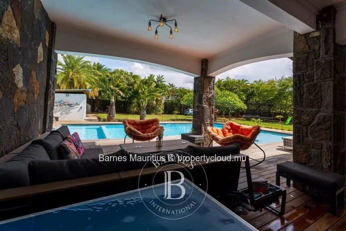 BALACLAVA - Family Home - 6 Bedrooms