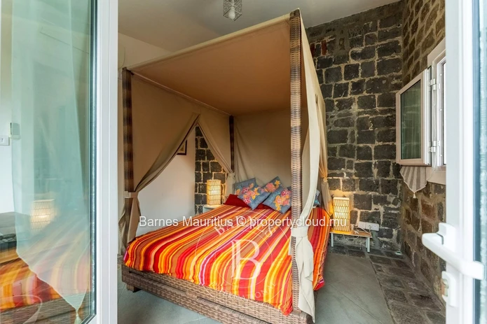 PORT LOUIS - Charming Colonial House for Sale - 278 sqm