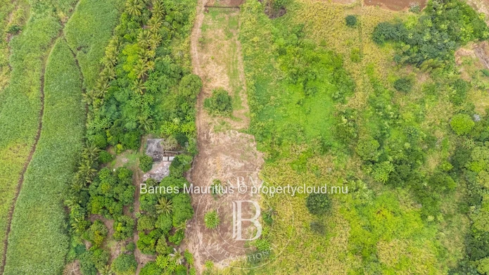 CREVE COEUR  -  Terrain résidentiel en vente  -  2110 m2