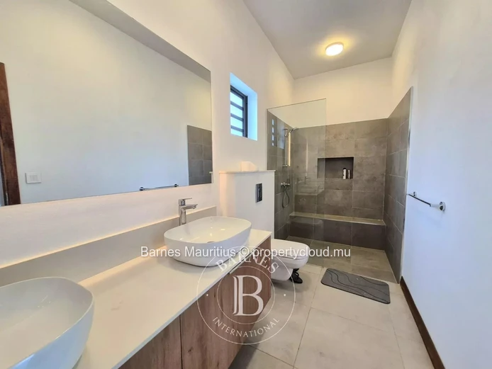 FORET DARUTY - Upmarket, Brand-New Villa - 4 Bedrooms