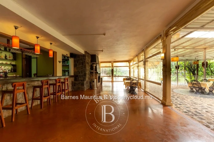 MARE LONGUE - Charming wooden chalets nestled in nature - 4220m²