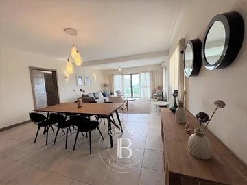 4 Bedroom Apartment