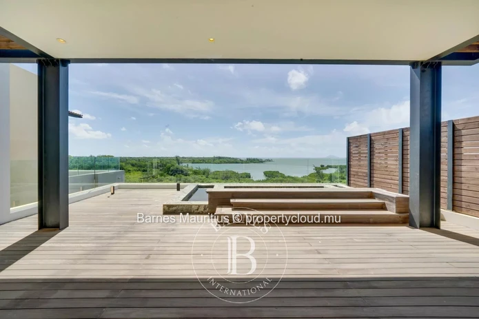 SAINT ANTOINE - Penthouse facing the sea - 3 bedrooms