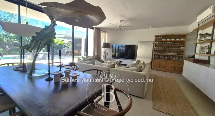 MONT CHOISY - Villa de Luxe avec Piscine - 4 Chambres