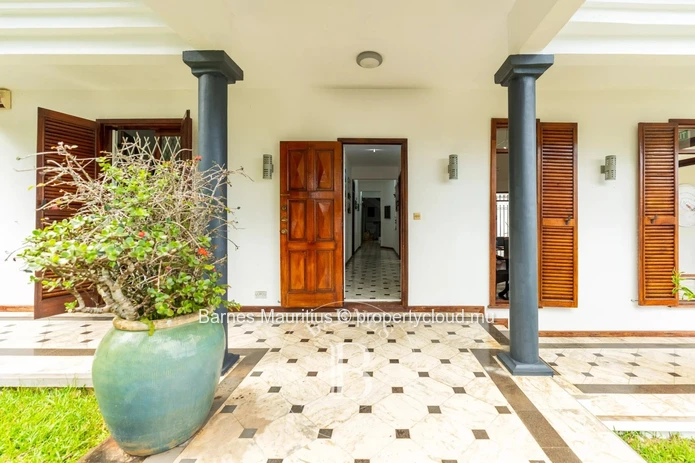 FLORÉAL - Colonial-Style House - 400m²