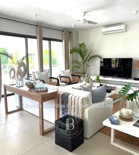 GRAND BAIE - Ultra-Luxury Penthouse - 3 Bedrooms