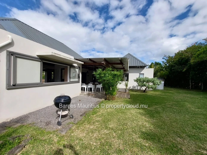 GROS BOIS – Modern House – 3 Ensuite Bedrooms