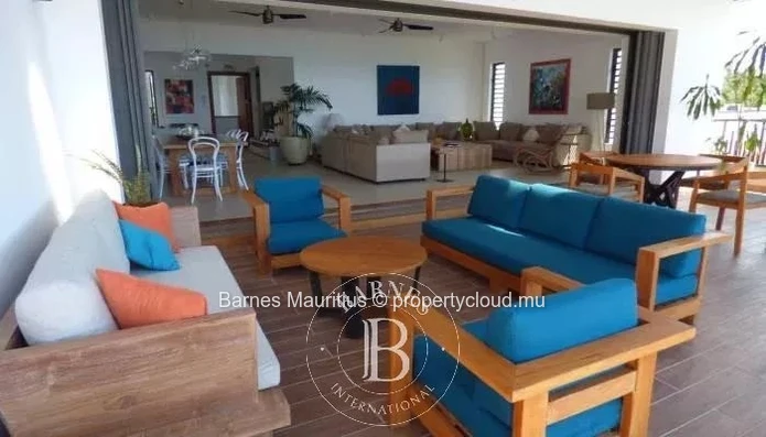 CAP MALHEUREUX – FRONT DE MER-PENTHOUSE  3 chambres