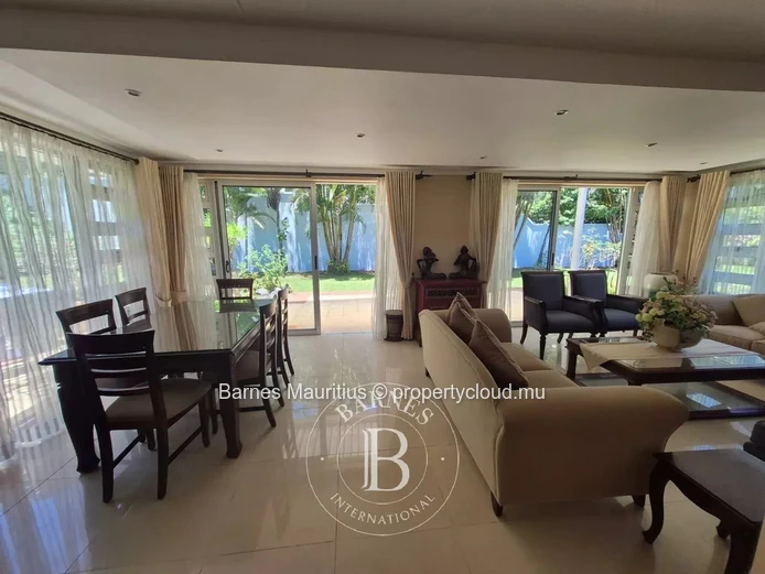 CUREPIPE - Family Home - 4 Bedrooms + Studio