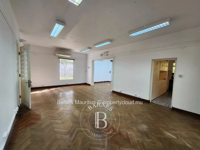 MOKA - Bureau à louer - 300 m²