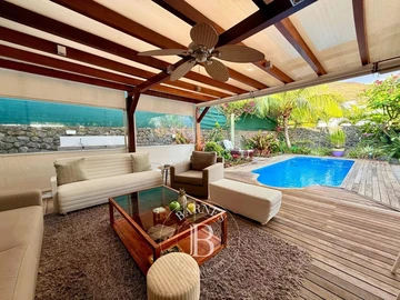 4 Bedroom Villa