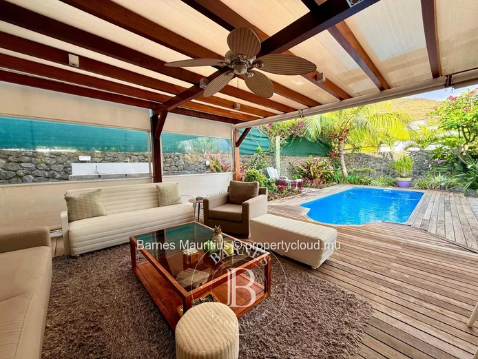 BLACK RIVER - Beautiful and Modern Family Villa - 4 Bedrooms
