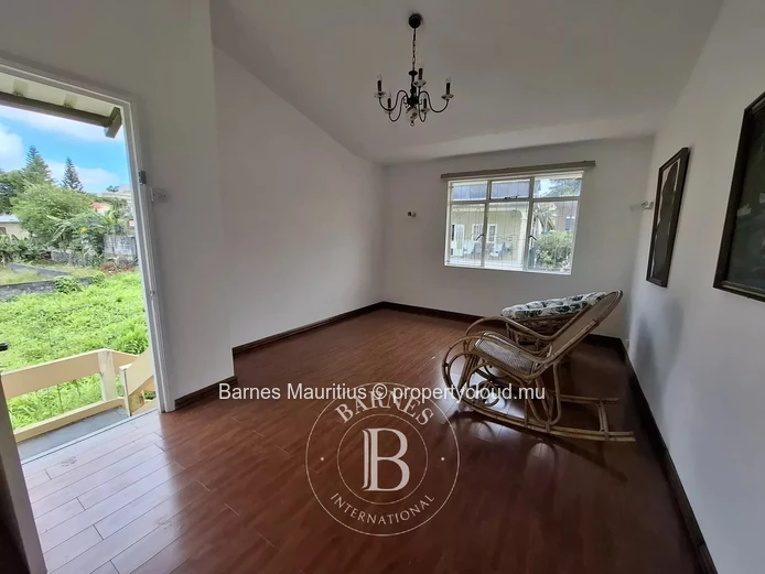 House for Sale – Eau Coulée - 7 rooms