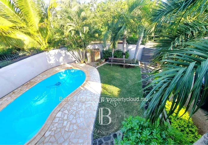 PEREYBÈRE – Superbe maison familiale moderne avec piscine – 4 chambres