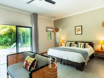 4 Bedroom Villa